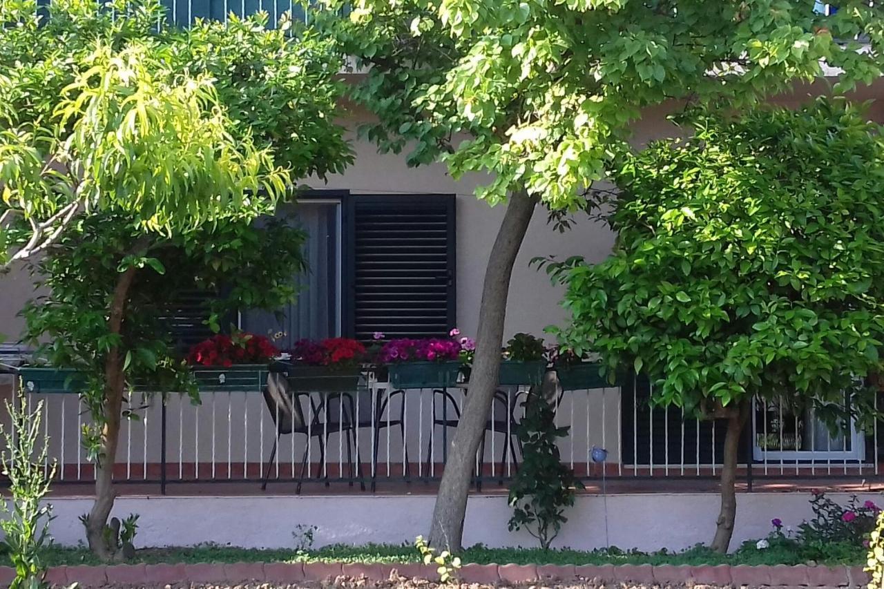 Jordan Apartment Kaštela Exterior foto